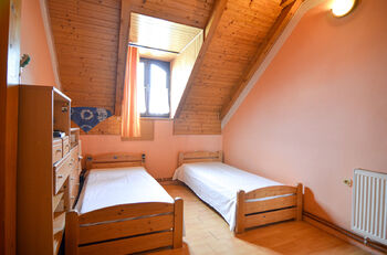 pokoj - Prodej domu 213 m², Velké Bílovice