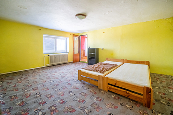 Interiér RD - Prodej domu 152 m², Žatec