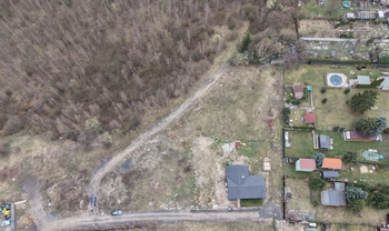 Prodej pozemku 838 m², Košťany