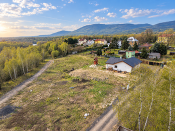 Prodej pozemku 838 m², Košťany