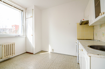 Prodej bytu 1+1 v osobním vlastnictví 32 m², Praha 5 - Hlubočepy