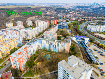 Prodej bytu 1+1 v osobním vlastnictví 32 m², Praha 5 - Hlubočepy