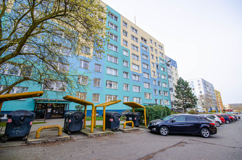 Prodej bytu 1+1 v osobním vlastnictví 32 m², Praha 5 - Hlubočepy