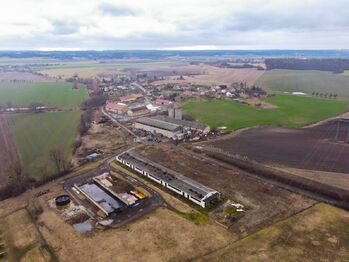 Prodej pozemku 9053 m², Přelouč