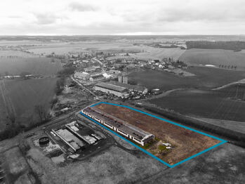 Prodej pozemku 9053 m², Přelouč