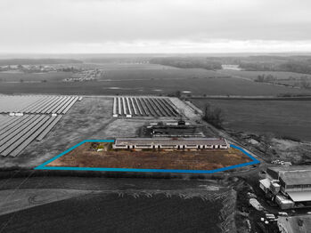 Prodej pozemku 9053 m², Přelouč