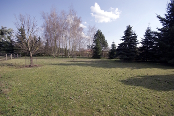 Prodej pozemku 934 m², Tišice