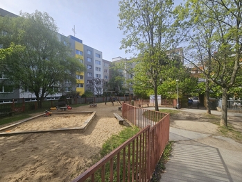 Pronájem bytu 2+kk v osobním vlastnictví 48 m², Praha 5 - Hlubočepy