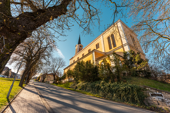 kostel - Prodej domu 147 m², Hudlice