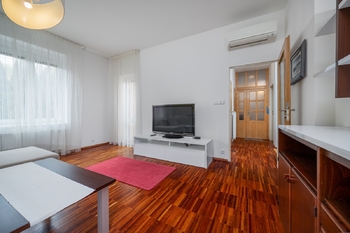 Prodej domu 216 m², Praha 6 - Veleslavín