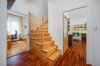 Prodej domu 216 m², Praha 6 - Veleslavín