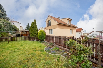Prodej domu 216 m², Praha 6 - Veleslavín