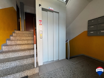 Prodej bytu 1+1 v osobním vlastnictví 36 m², Podbořany