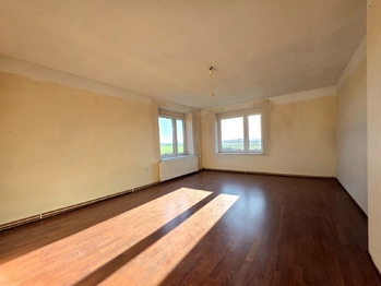 Prodej zemědělského objektu 732 m², Podbořany