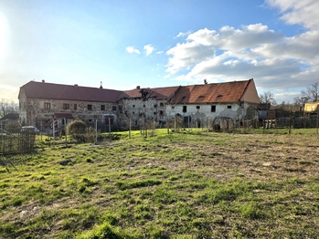 Prodej zemědělského objektu 732 m², Podbořany
