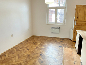 Pronájem bytu 1+1 v osobním vlastnictví 44 m², Hradec Králové