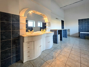 Prodej domu 732 m², Podbořany