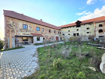Prodej domu 732 m², Podbořany