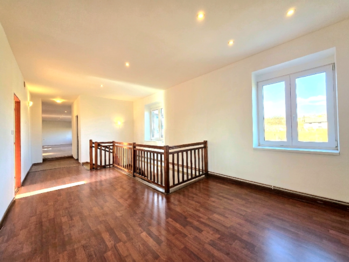 Prodej domu 732 m², Podbořany