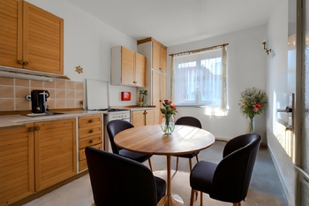 Prodej bytu 2+1 v osobním vlastnictví 69 m², Praha 10 - Strašnice