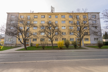 náhled na bytový dům - Prodej bytu 2+1 v osobním vlastnictví 69 m², Praha 10 - Strašnice