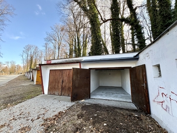 Prodej garáže 21 m², Vimperk