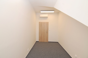 Pronájem kancelářských prostor 12 m², Nymburk