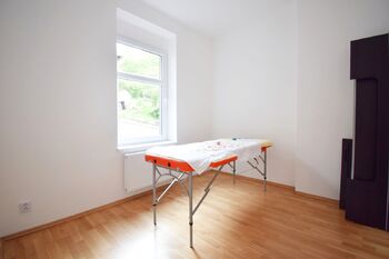 Dětský pokoj, pracovna - Pronájem bytu 3+1 v družstevním vlastnictví 75 m², Zákolany