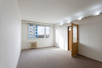 Prodej bytu 3+1 v osobním vlastnictví 72 m², Praha 10 - Malešice