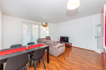 Prodej bytu 2+kk v osobním vlastnictví 55 m², Praha 5 - Zličín