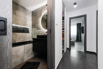 Prodej bytu 3+kk v osobním vlastnictví 73 m², Praha 10 - Horní Měcholupy