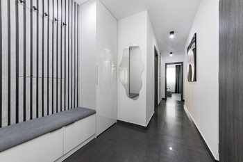 Prodej bytu 3+kk v osobním vlastnictví 73 m², Praha 10 - Horní Měcholupy