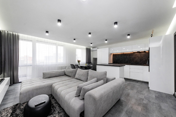 Prodej bytu 3+kk v osobním vlastnictví 73 m², Praha 10 - Horní Měcholupy