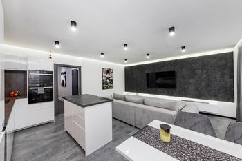 Prodej bytu 3+kk v osobním vlastnictví 73 m², Praha 10 - Horní Měcholupy