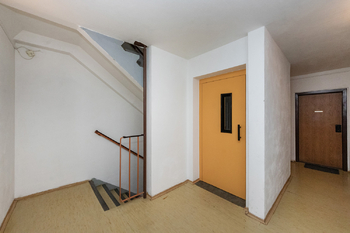 Prodej bytu 3+kk v osobním vlastnictví 73 m², Praha 10 - Horní Měcholupy