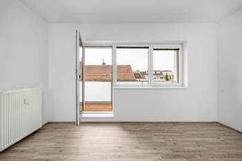 obývací pokoj s kuchyní - Prodej bytu 2+kk v osobním vlastnictví 50 m², České Budějovice