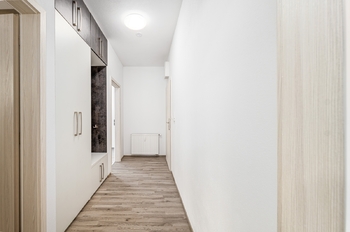 chodba - Prodej bytu 2+kk v osobním vlastnictví 50 m², České Budějovice