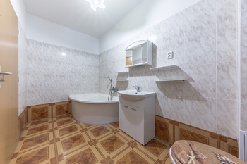 Pronájem bytu 4+1 v osobním vlastnictví 118 m², Líbeznice