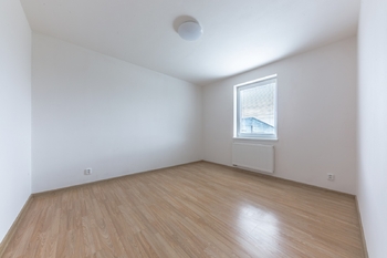 Pronájem bytu 4+1 v osobním vlastnictví 118 m², Líbeznice