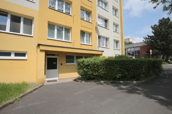 Pronájem bytu 1+kk v osobním vlastnictví 27 m², Litvínov