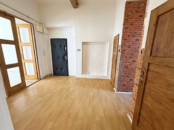 Prodej bytu 2+1 v osobním vlastnictví 97 m², Pardubice