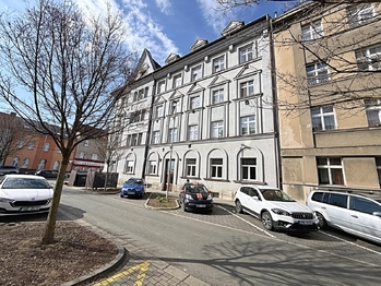 Prodej bytu 2+1 v osobním vlastnictví 97 m², Pardubice
