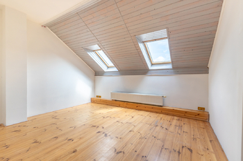 Dětský pokoj - Prodej domu 180 m², Doubek