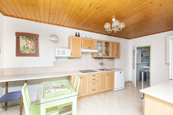 Kuchyně - Prodej domu 107 m², Hřivice