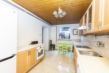 Kuchyně - Prodej domu 107 m², Hřivice