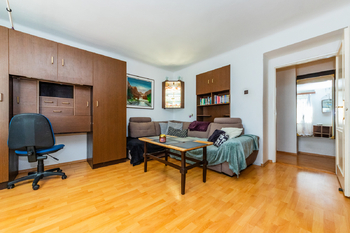 Prodej bytu 3+kk v osobním vlastnictví 51 m², Praha 6 - Dejvice