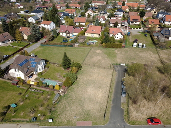 Prodej pozemku 641 m², Praha 10 - Křeslice