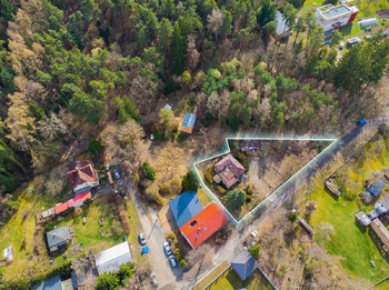 Prodej pozemku 1079 m², Starý Plzenec