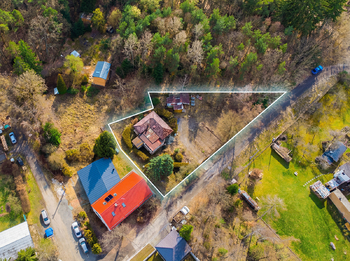 Prodej pozemku 1079 m², Starý Plzenec