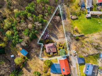 Prodej pozemku 1079 m², Starý Plzenec